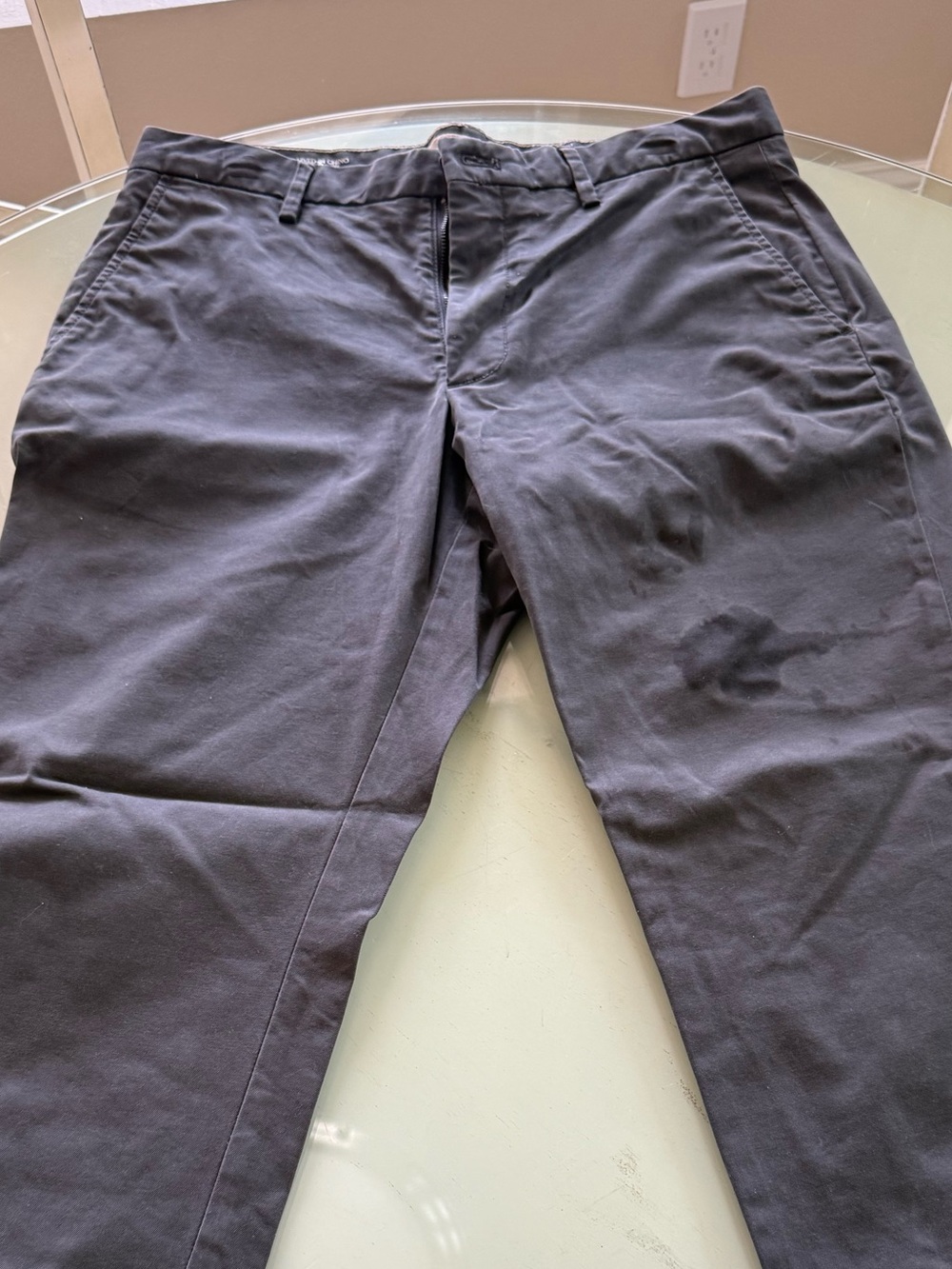 Banana Republic Men's Chinos in Charcoal Black